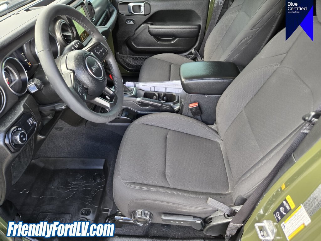Used 2023 Jeep Gladiator Sport AWD/4WD image 11