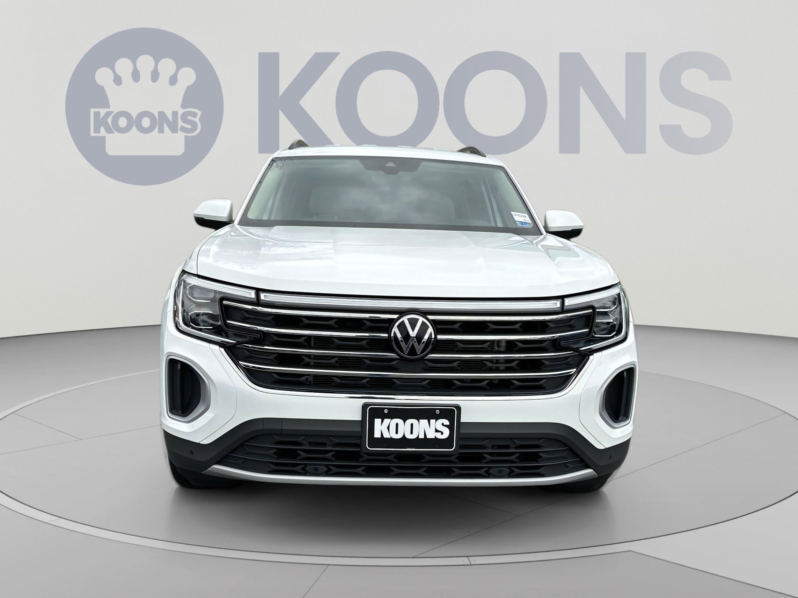 Used 2024 Volkswagen Atlas SE w/ Black Wheel Package AWD/4WD image 4