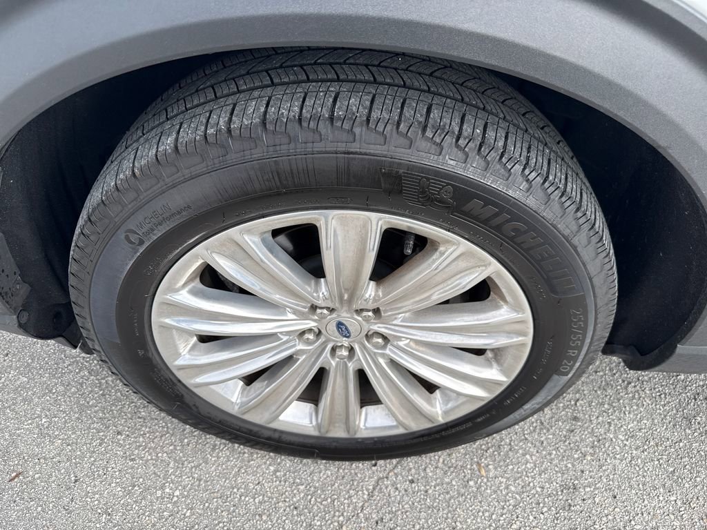 Certified 2024 Ford Explorer Limited w/ Limited Technology Package image 13