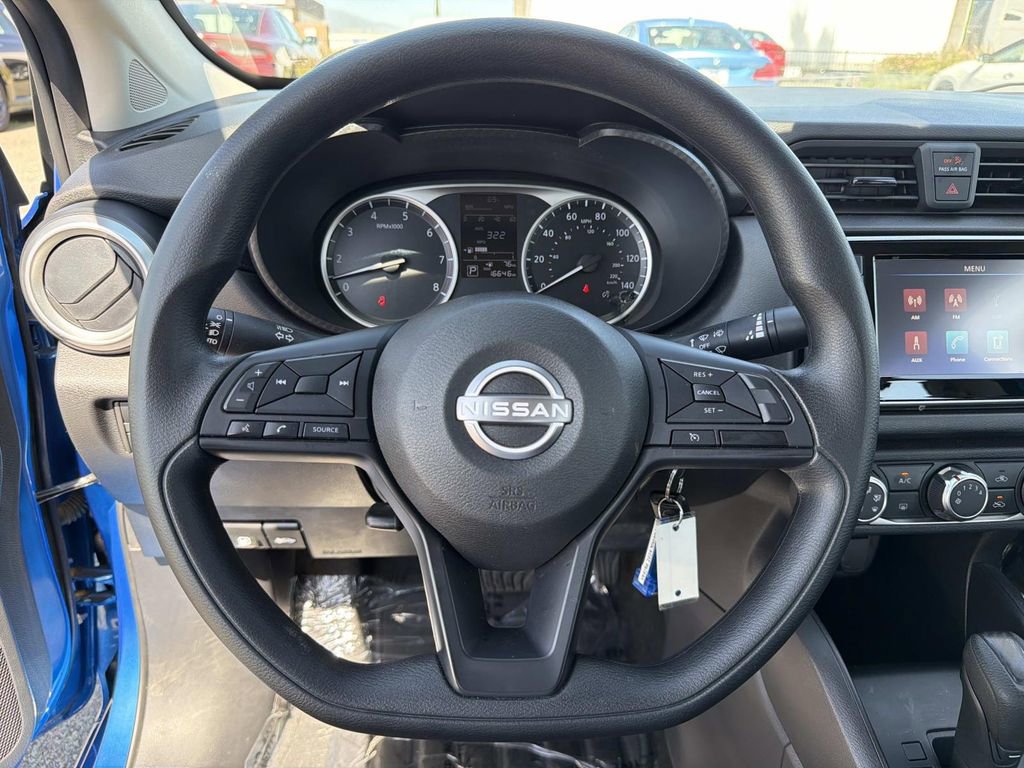 Used 2024 Nissan Versa S w/ Trunk Package image 9