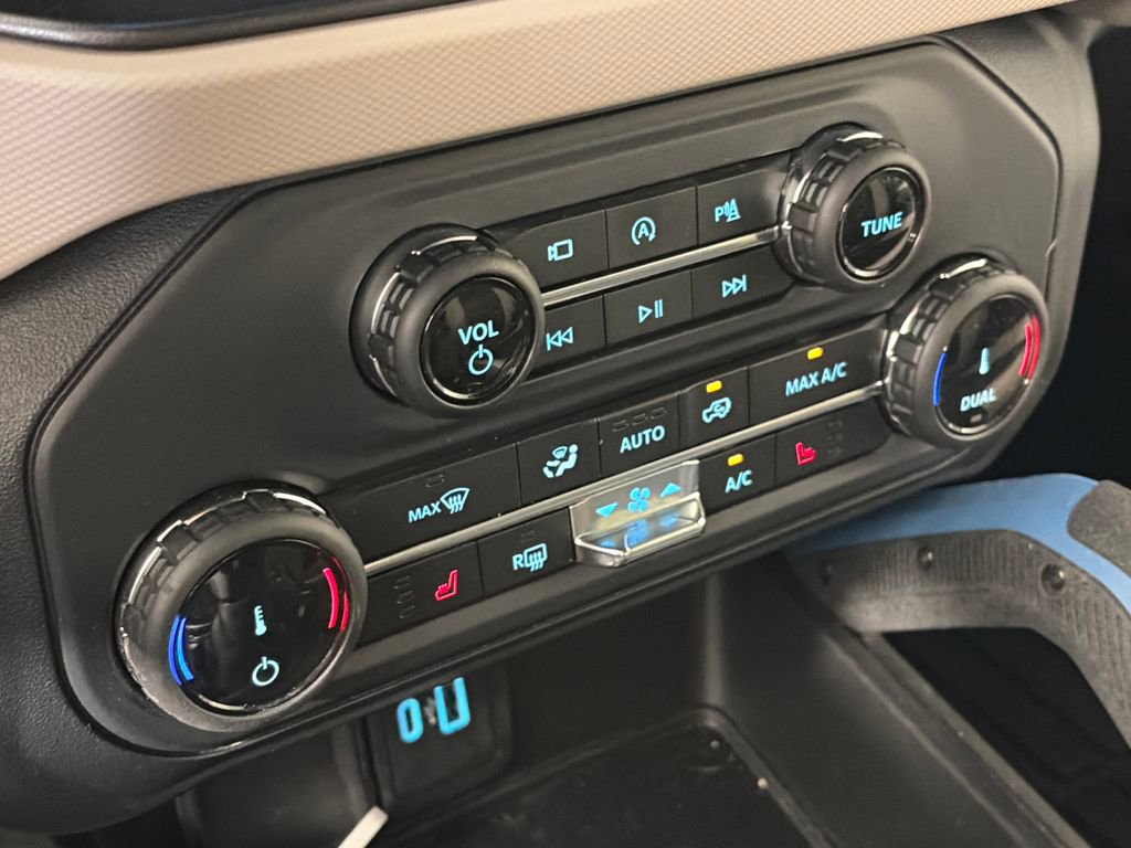 Certified 2022 Ford Bronco Wildtrak AWD/4WD image 21
