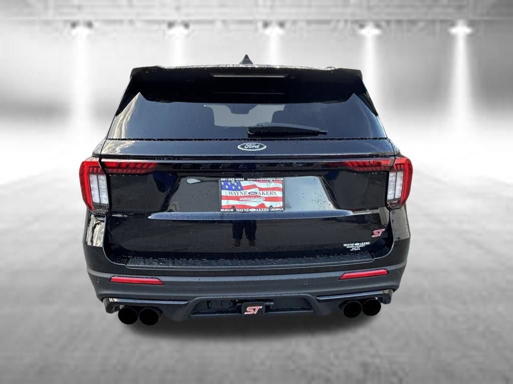Certified 2025 Ford Explorer ST AWD/4WD image 5