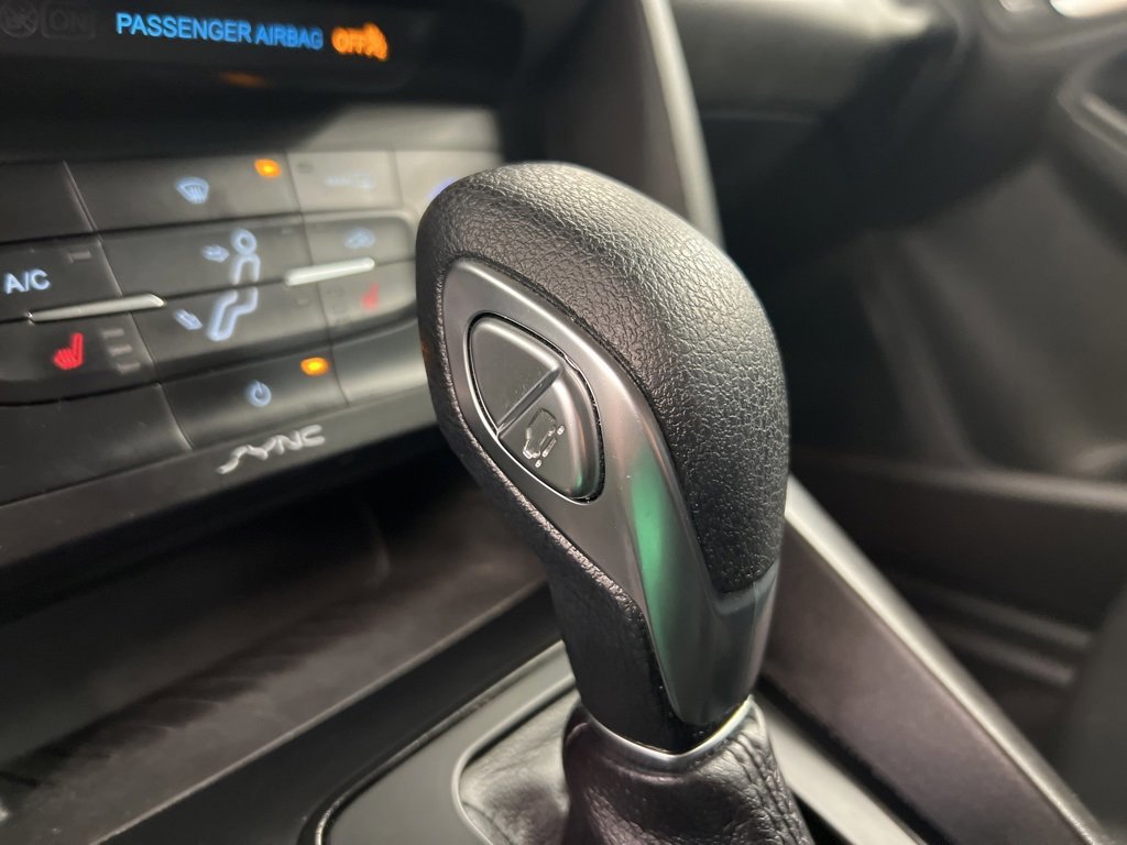 Certified 2018 Ford Focus SE w/ Cold Weather Package image 14