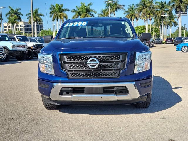 Used 2021 Nissan Titan SV w/ SV Convenience Package image 6