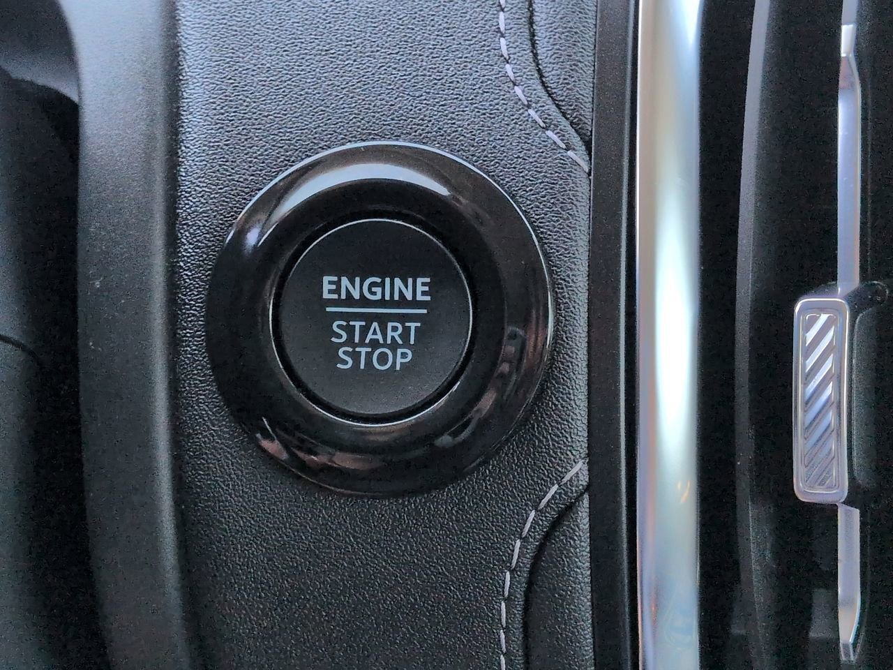 Certified 2025 Ford Expedition Platinum w/ Platinum Ultimate Package image 28