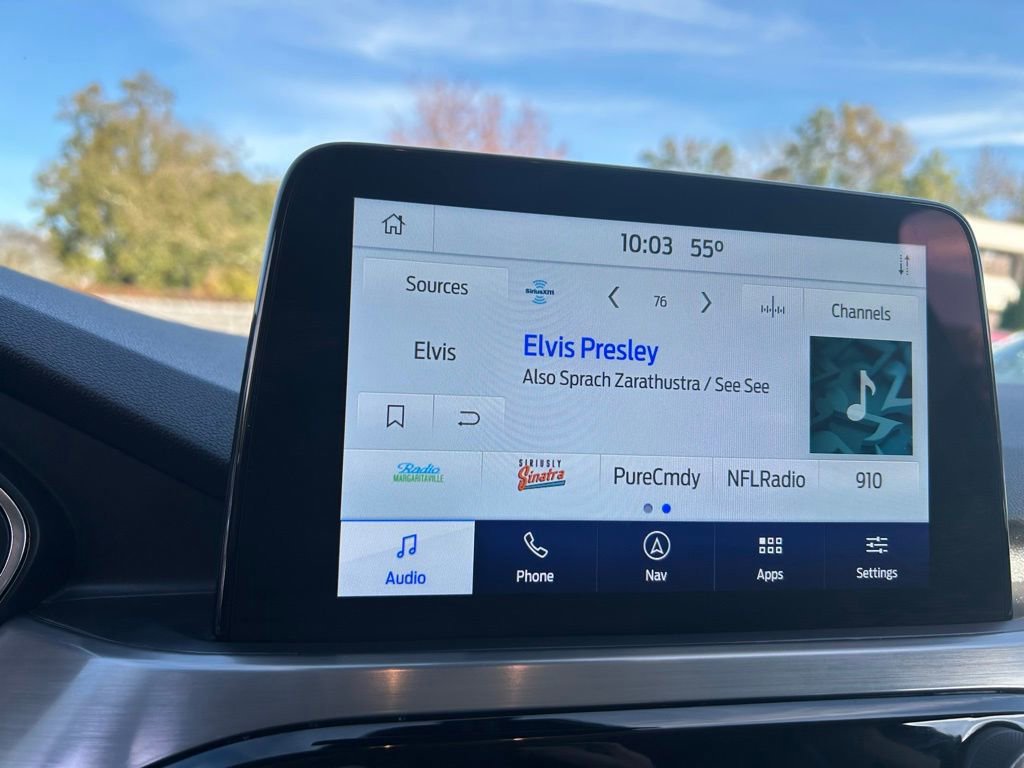 Certified 2022 Ford Escape Titanium w/ Class II Trailer Tow Package image 29