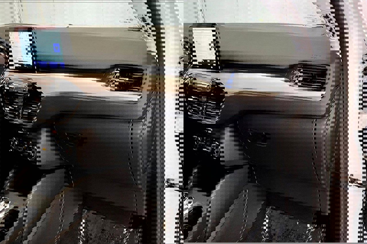 Certified 2022 Ford Escape SE w/ Convenience Package image 16