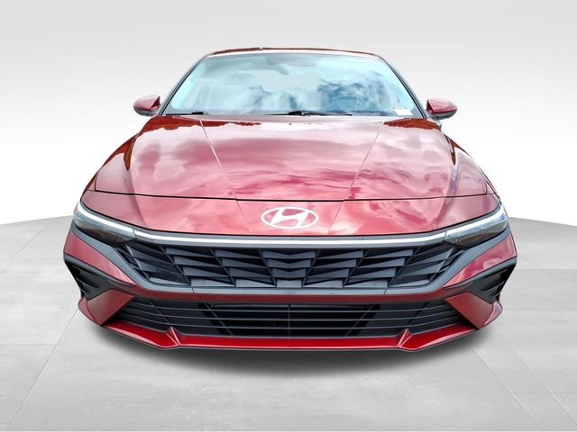 Used 2024 Hyundai Elantra SEL FWD image 13