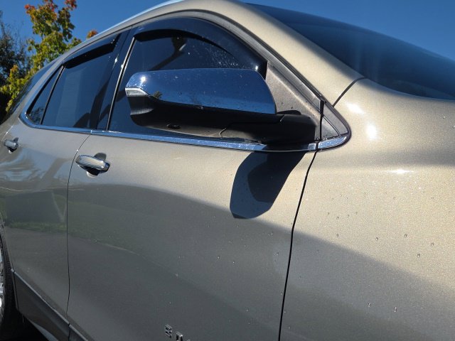 Used 2018 Chevrolet Equinox Premier FWD image 5