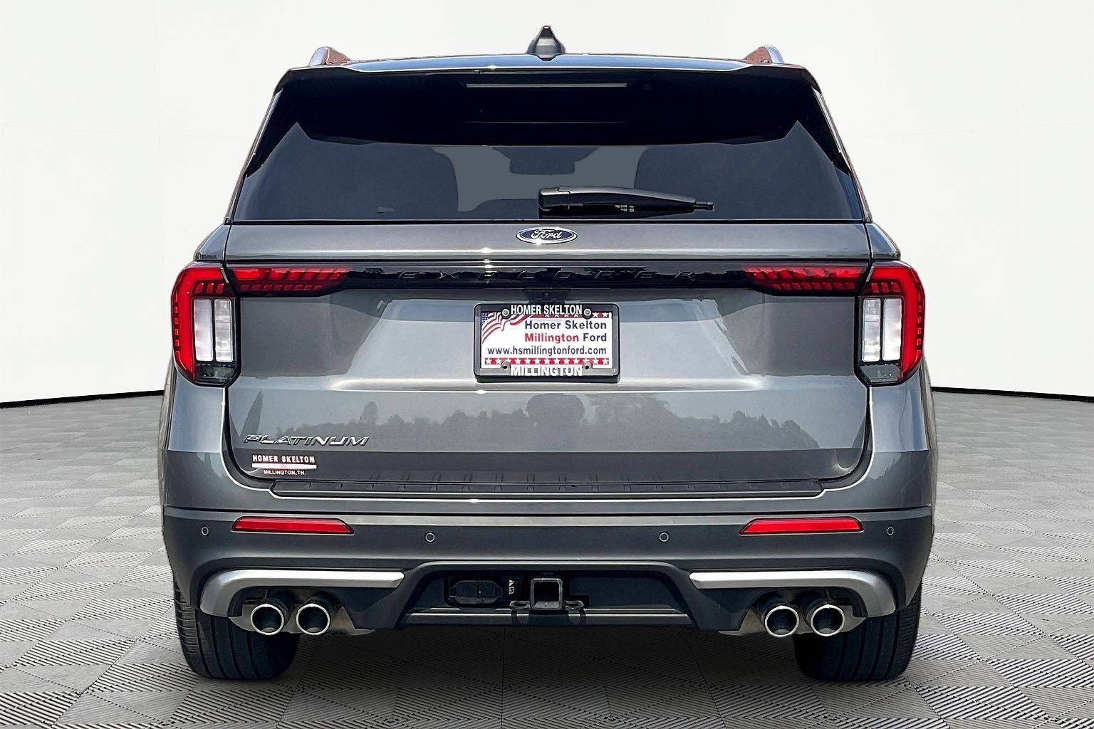 Certified 2025 Ford Explorer Platinum w/ Ultimate Package RWD image 4
