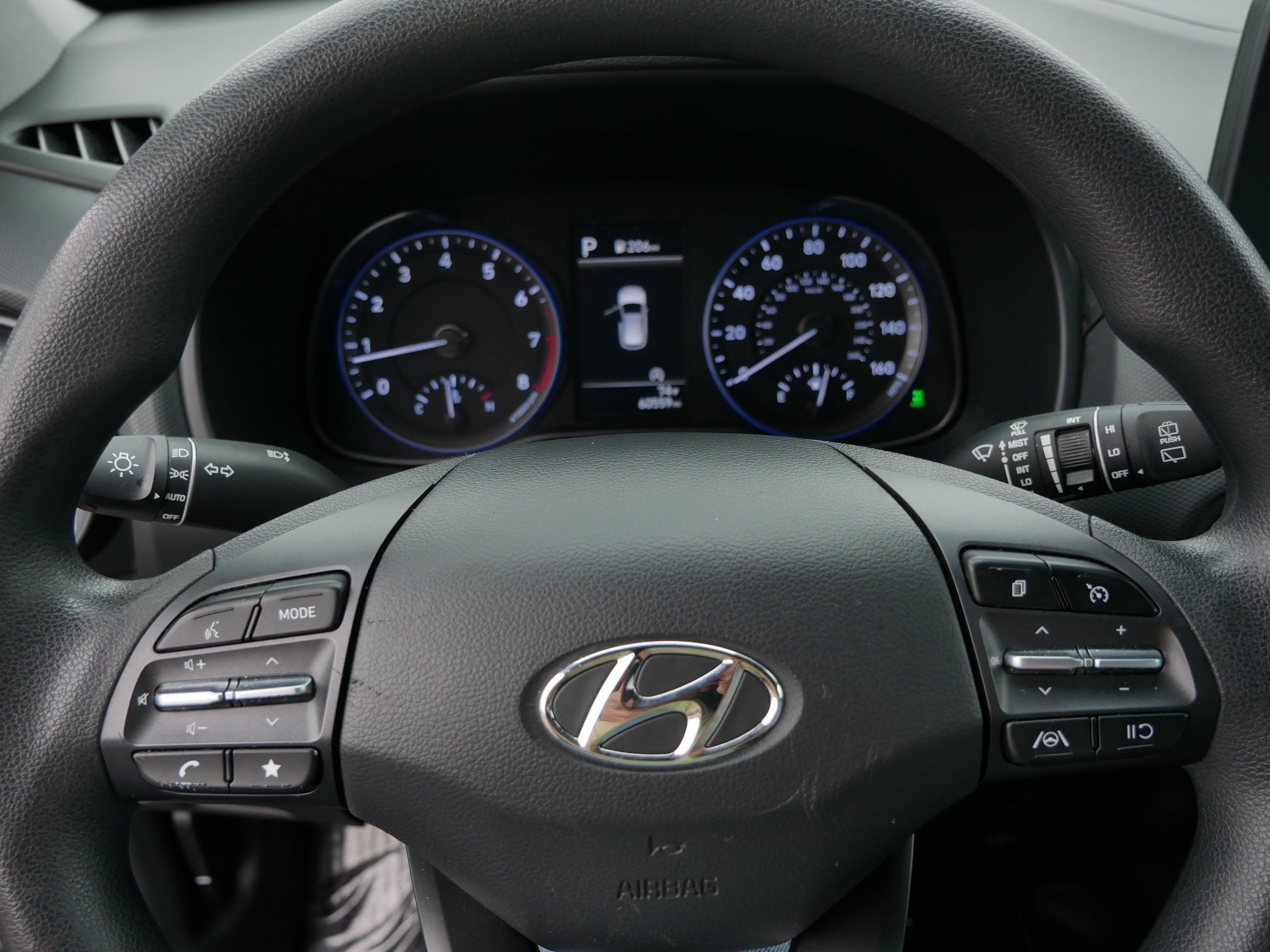Used 2023 Hyundai Kona SEL AWD/4WD image 25