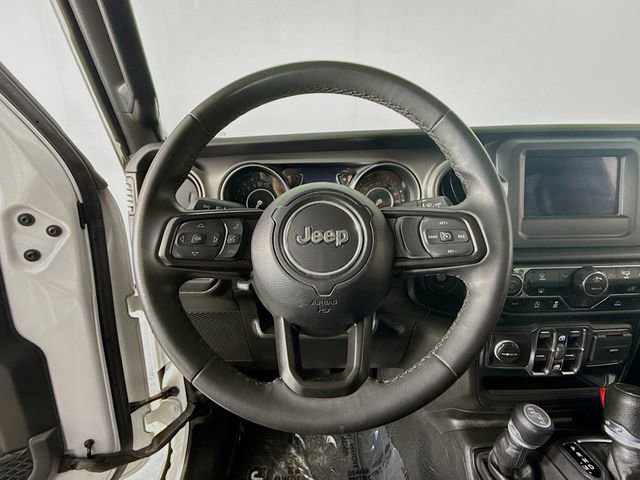 Used 2023 Jeep Gladiator Sport image 11
