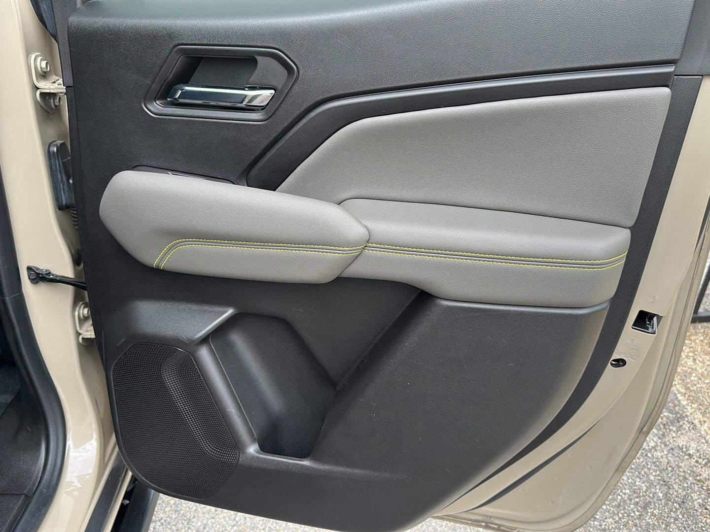 Used 2024 Chevrolet Colorado ZR2 w/ Technology Package image 46