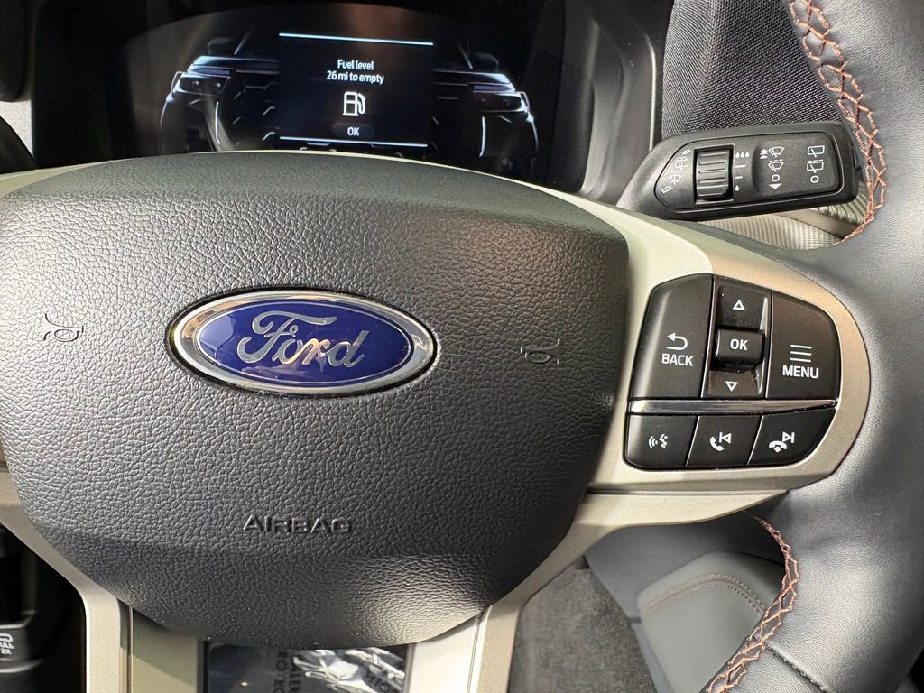 Certified 2025 Ford Explorer Active AWD/4WD image 23