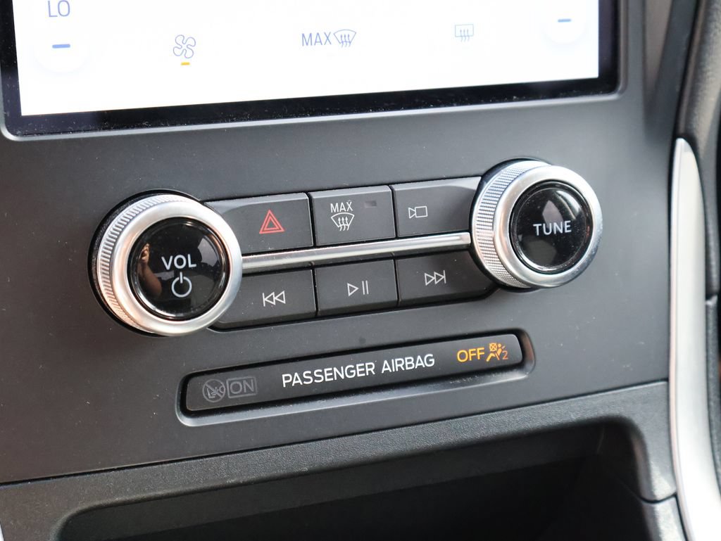 Certified 2022 Ford Edge SE AWD/4WD image 35