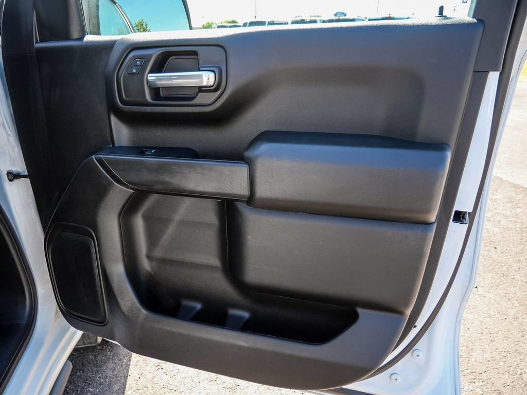 Used 2024 GMC Sierra 1500 Pro w/ Graphite Edition AWD/4WD image 17
