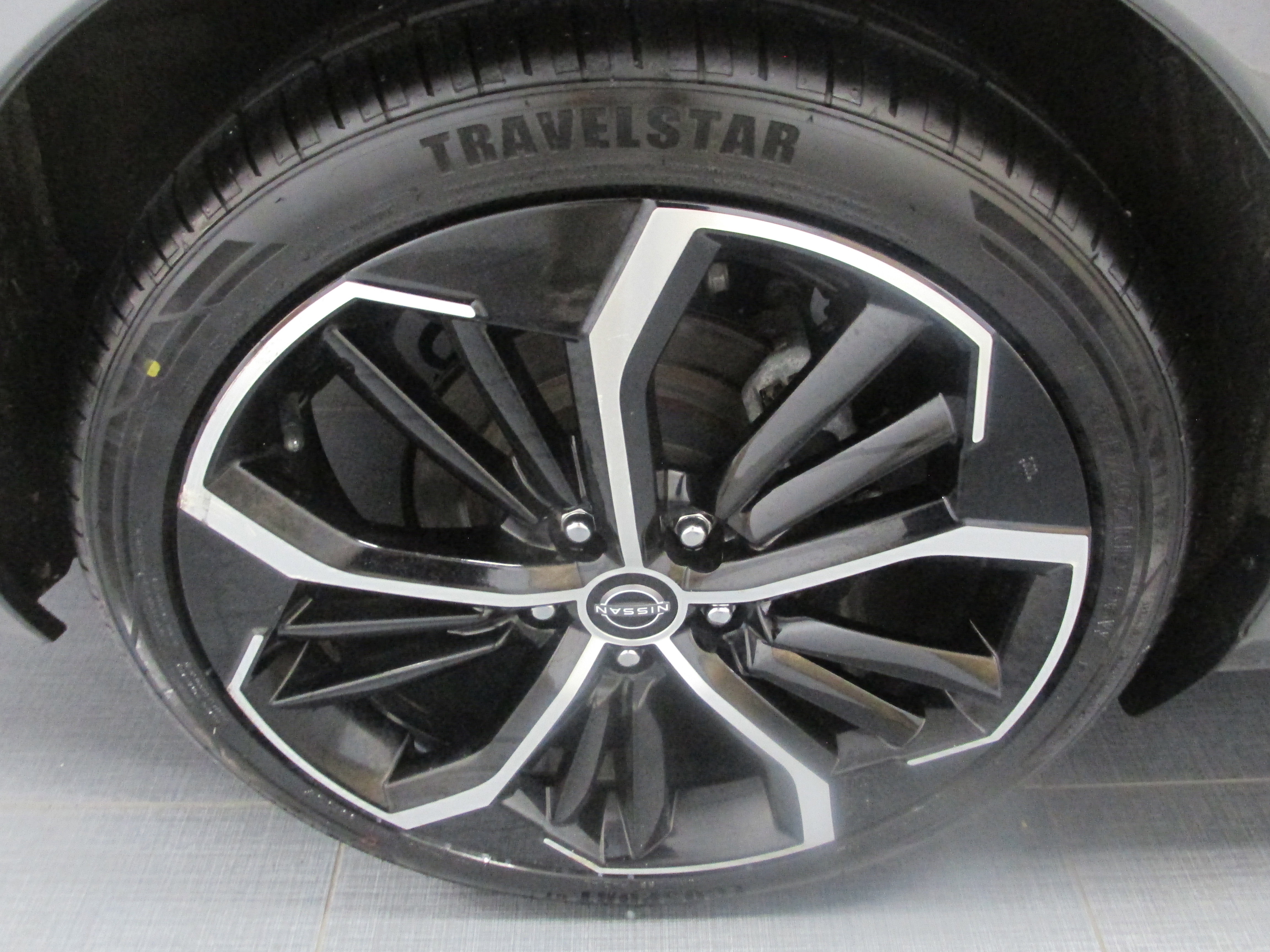 Used 2024 Nissan Altima 2.5 SR FWD image 15