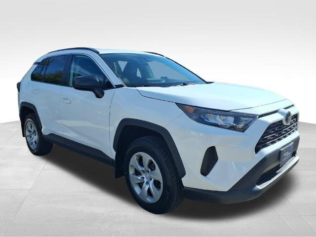 Used 2020 Toyota RAV4 LE w/ Carpet Mat Package AWD/4WD image 7