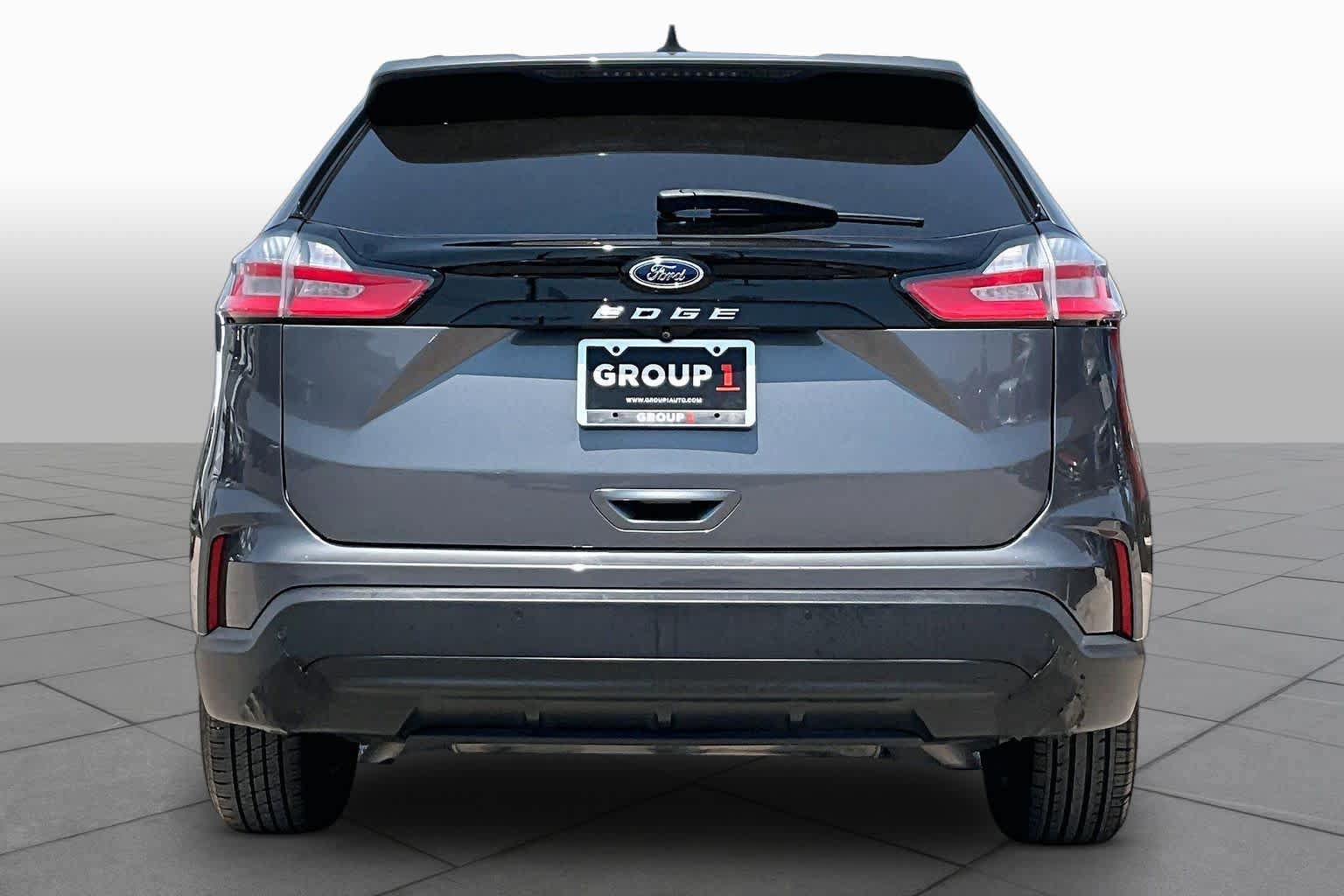Certified 2021 Ford Edge SE FWD image 5
