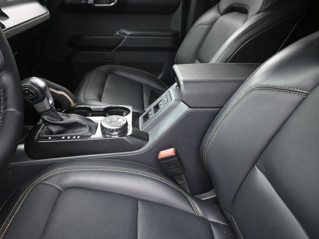 Certified 2025 Ford Bronco Badlands image 24