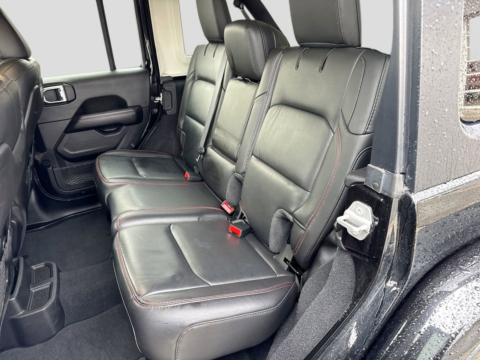 Used 2021 Jeep Wrangler Unlimited Rubicon w/ Uconnect 4C Nav & Sound Group image 19