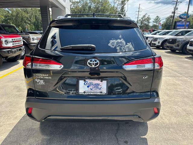 Used 2025 Toyota Corolla Cross LE FWD image 6