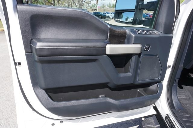 Certified 2022 Ford F250 Lariat w/ Black Appearance Package image 35