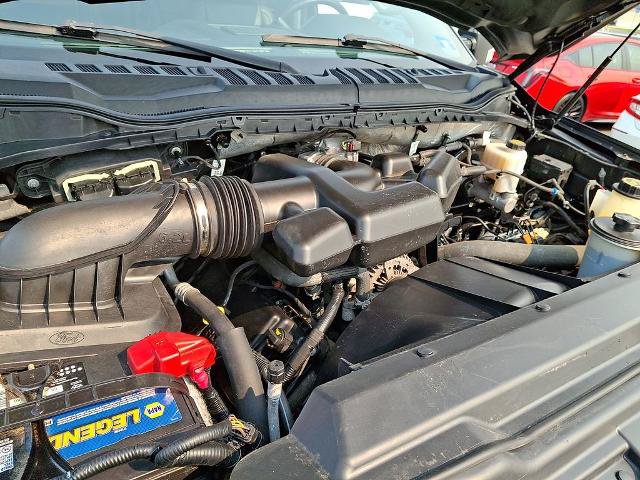 Certified 2019 Ford F250 Lariat w/ Lariat Ultimate Package AWD/4WD image 32