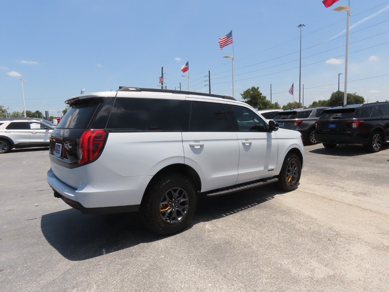Certified 2026 Ford Expedition Tremor AWD/4WD image 9