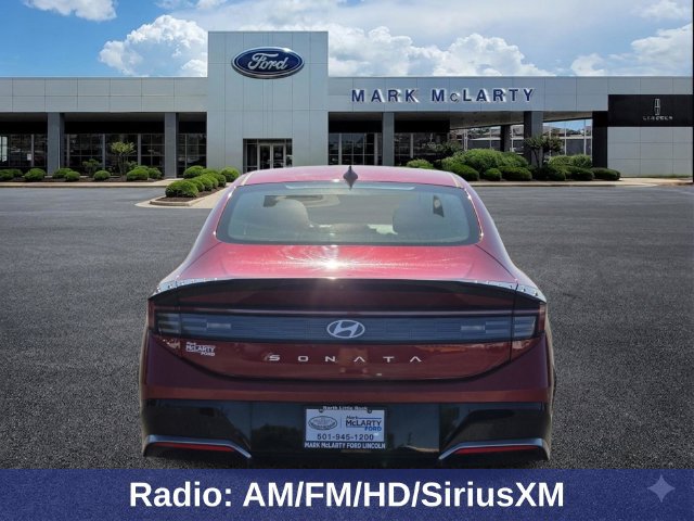 Used 2025 Hyundai Sonata SEL FWD image 4