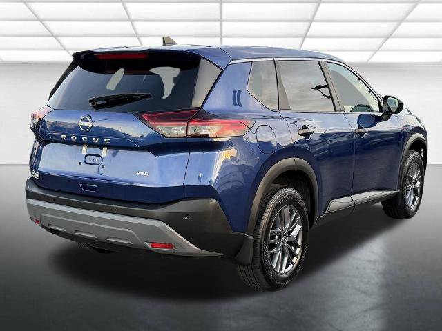 Used 2023 Nissan Rogue S AWD/4WD image 11