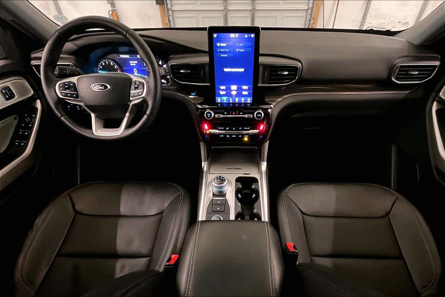 Certified 2023 Ford Explorer Limited w/ Limited Technology Package image 14