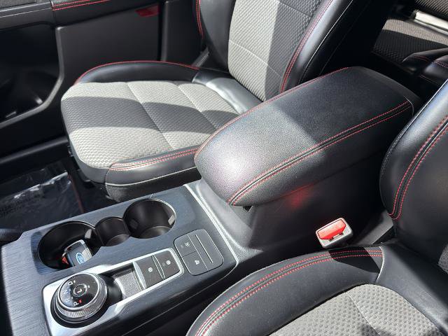Certified 2023 Ford Escape ST-Line AWD/4WD image 29