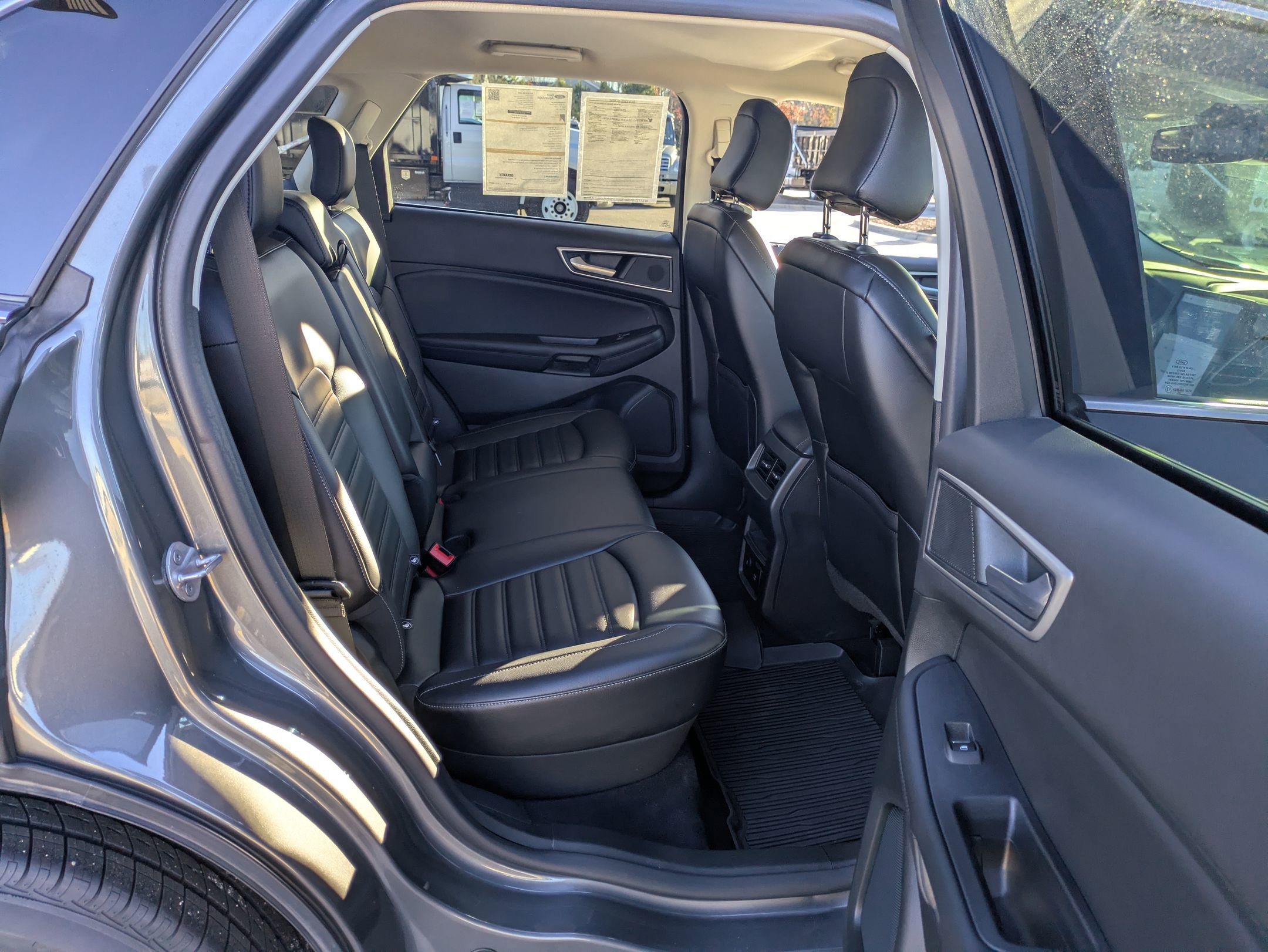 Certified 2022 Ford Edge SEL w/ Convenience Package image 35