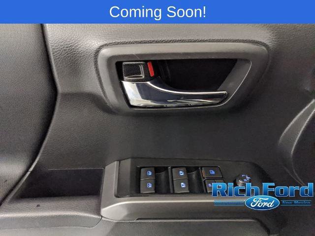 Used 2023 Toyota Tacoma TRD Off-Road w/ TRD Premium Off Road Package image 21