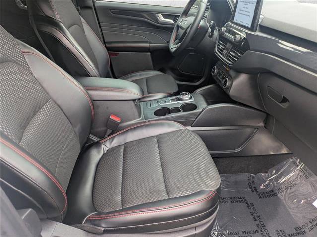 Certified 2024 Ford Escape ST-Line image 19
