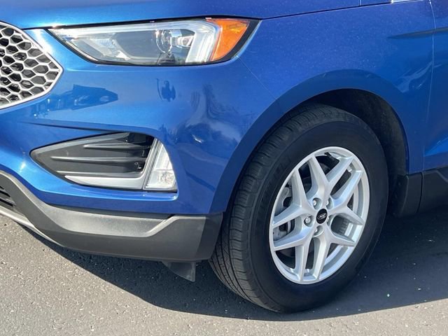 Certified 2023 Ford Edge SEL w/ Convenience Package AWD/4WD image 9
