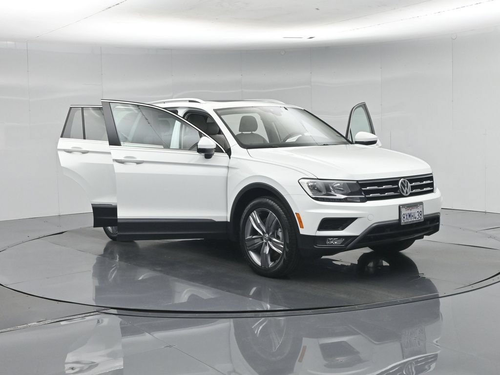 Used 2021 Volkswagen Tiguan SEL FWD image 34