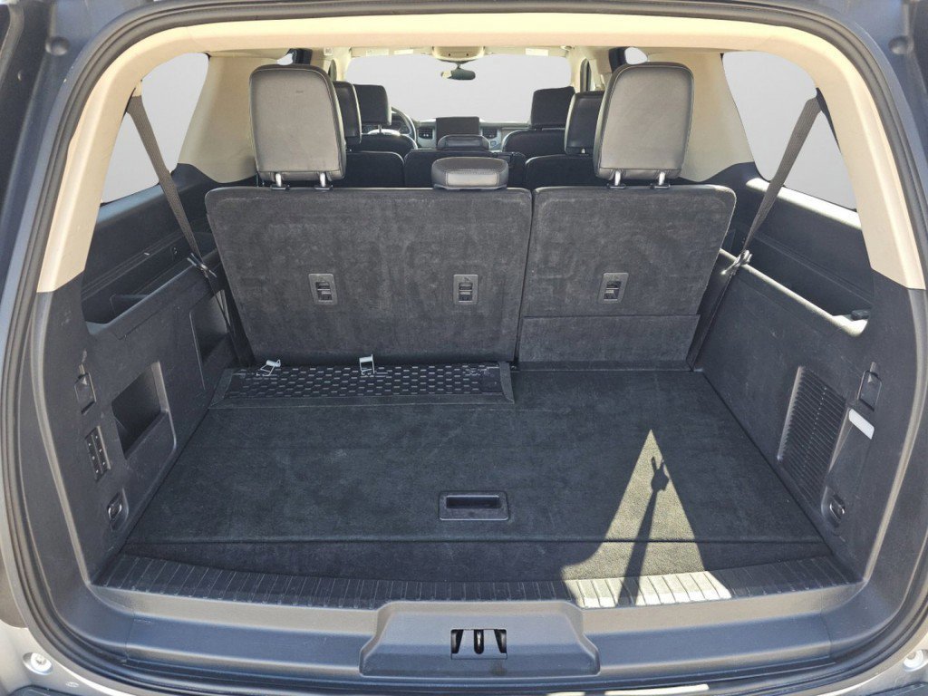 Certified 2023 Ford Expedition Max XLT image 25