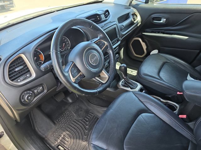 Used 2017 Jeep Renegade Limited FWD image 17
