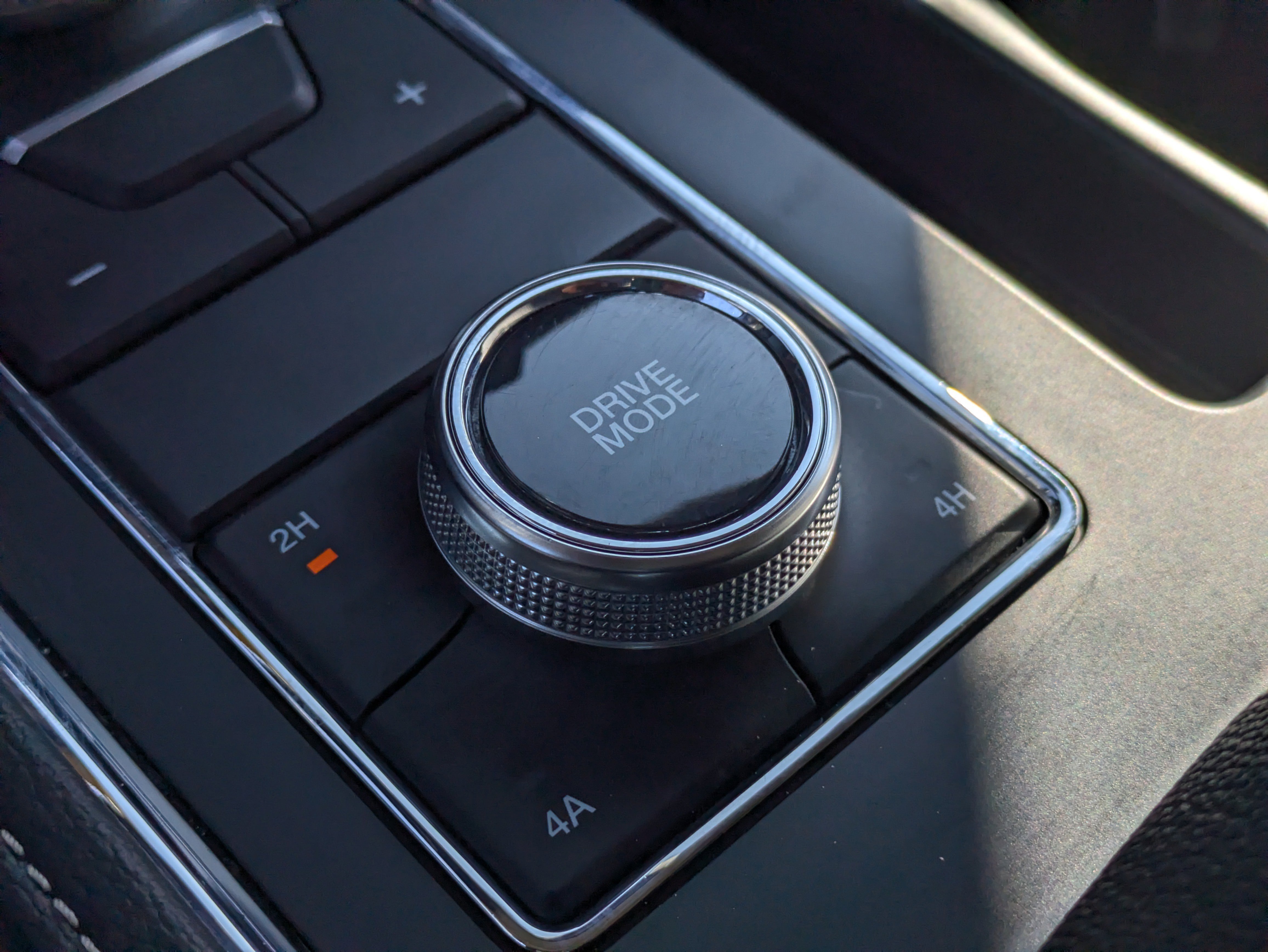 Certified 2024 Ford Expedition Max XLT image 34