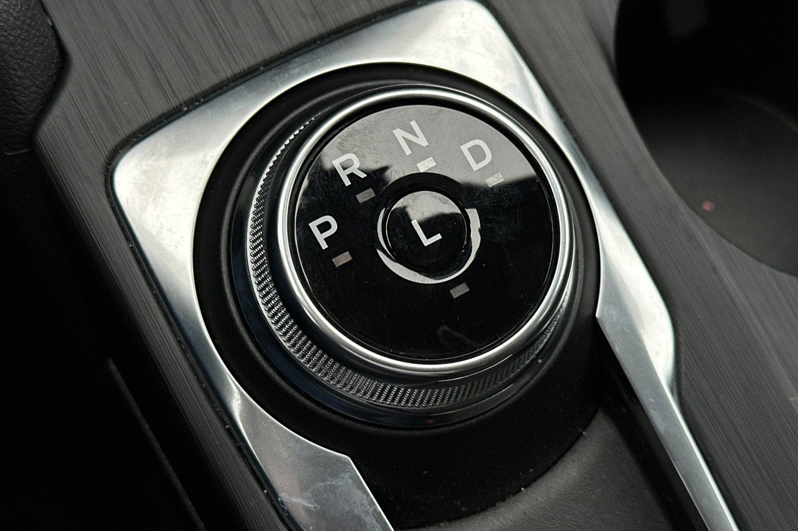 Certified 2025 Ford Escape ST-Line Elite w/ Tech Pack #2 image 25