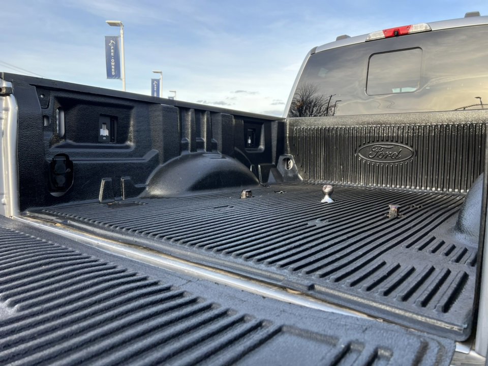 Certified 2022 Ford F350 Platinum image 13