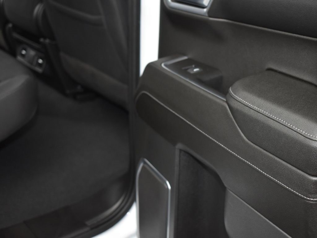 Used 2023 GMC Sierra 1500 Elevation image 16