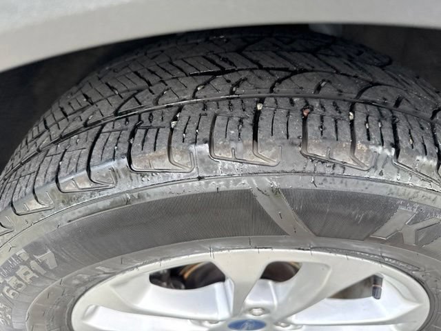 Certified 2022 Ford Escape SE w/ Cold Weather Package AWD/4WD image 16