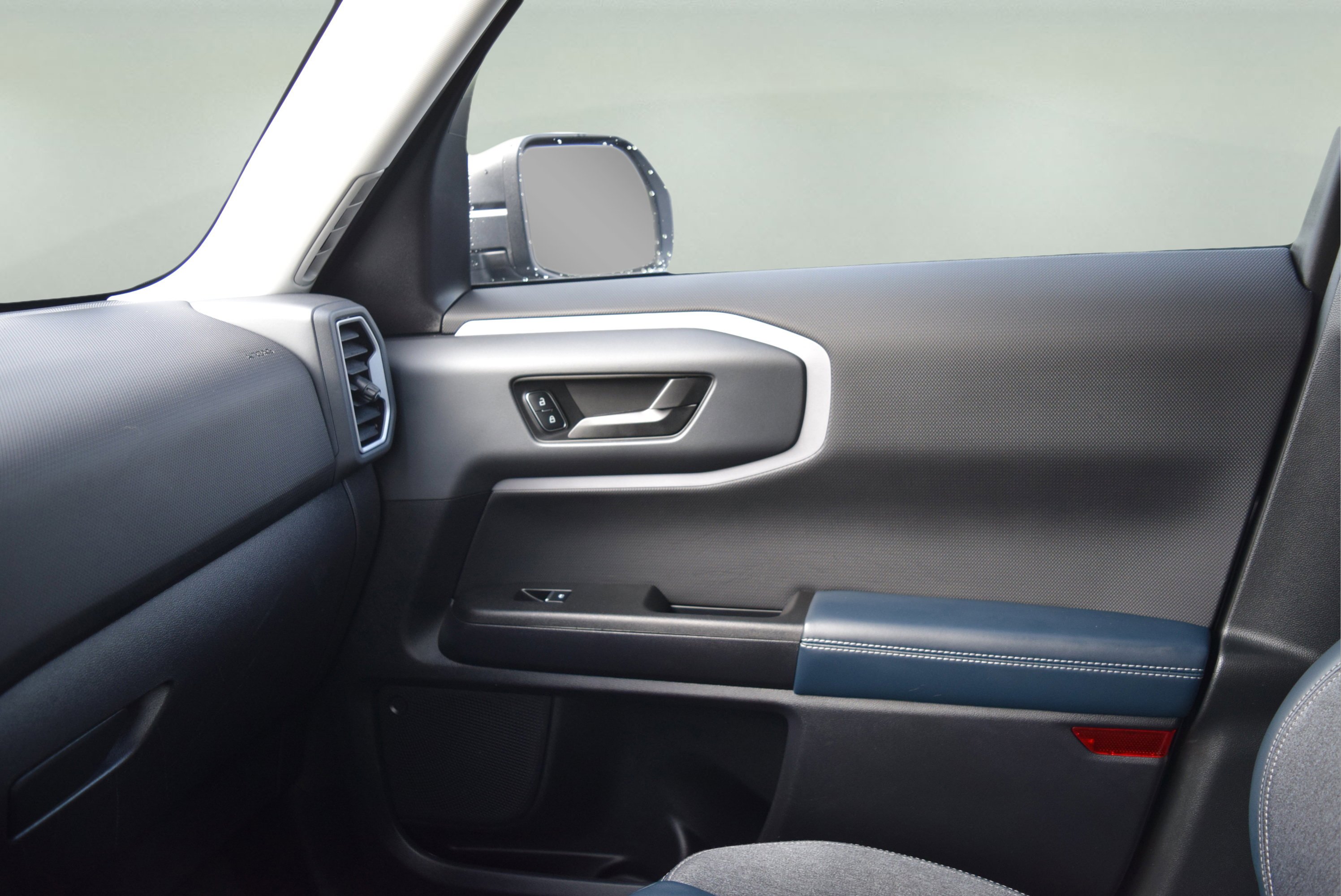 Certified 2023 Ford Bronco Sport Outer Banks image 15