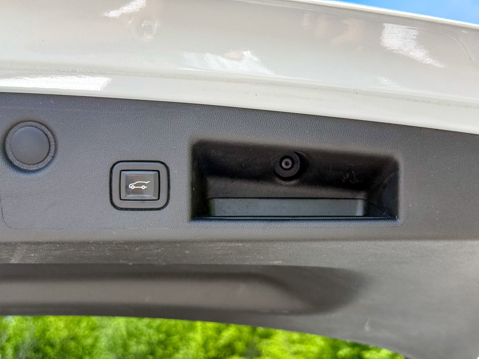 Used 2021 Chevrolet Equinox Premier AWD/4WD image 14