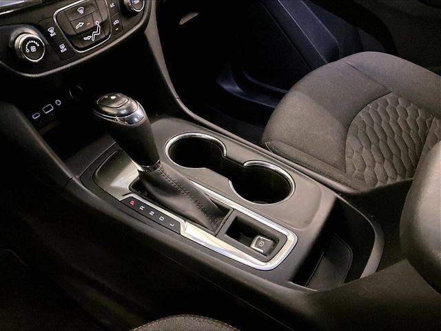 Used 2019 Chevrolet Equinox LT FWD image 16