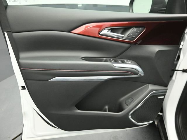 Used 2024 Chevrolet Traverse RS w/ LPO, Floor Liner Package image 28