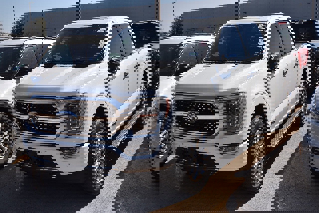 Certified 2023 Ford F150 Platinum w/ Equipment Group 701A High image 1